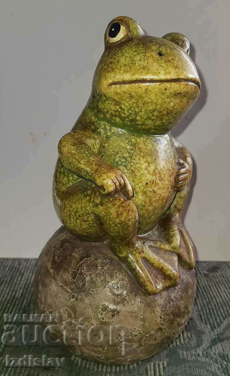 Auction  Handmade ceramic frog