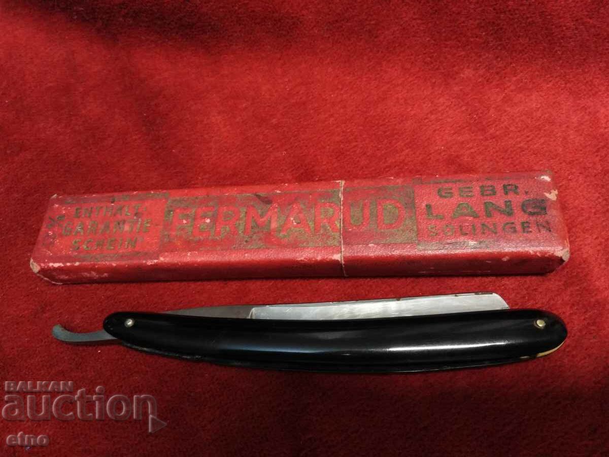 AN OLD SHAVER - 6 AN OLD SHAVER - 6