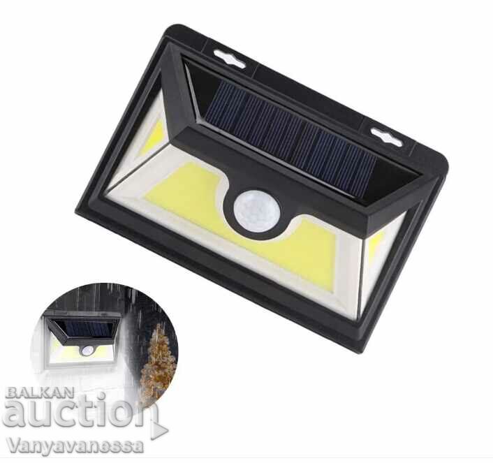 LED solar floodlight with Air Light sensor