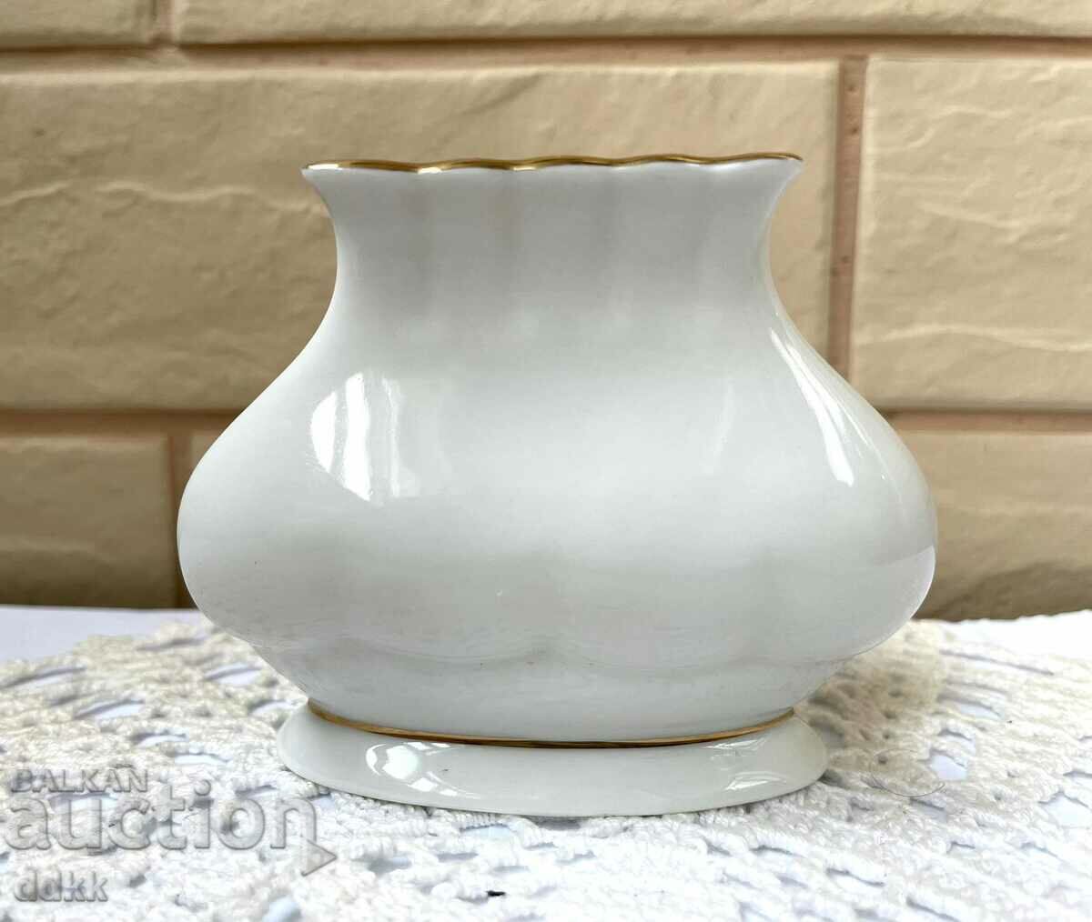 Beautiful porcelain napkin holder from Poland with gold edging