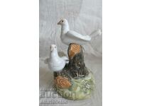 Figure Pair of pigeons porcelain TENGRA hand made Spain