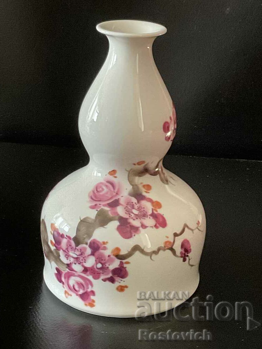 Wallendorf flower vase, Germany, 1964. Sakura.