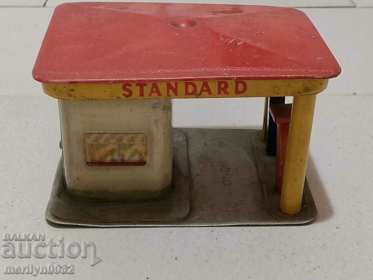 German tinplate toy gas station SHELL 1930s with price 349.00 BGN | € 178.44 German tinplate toy gas station SHELL 1930s with price 349.00 BGN | € 178.44