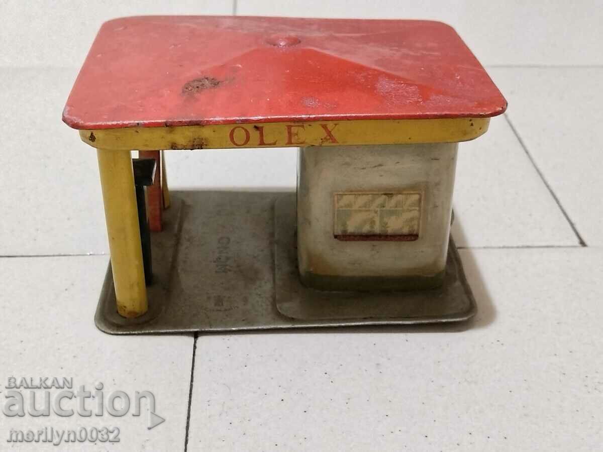 Auction German tinplate toy gas station SHELL 1930s Auction German tinplate toy gas station SHELL 1930s