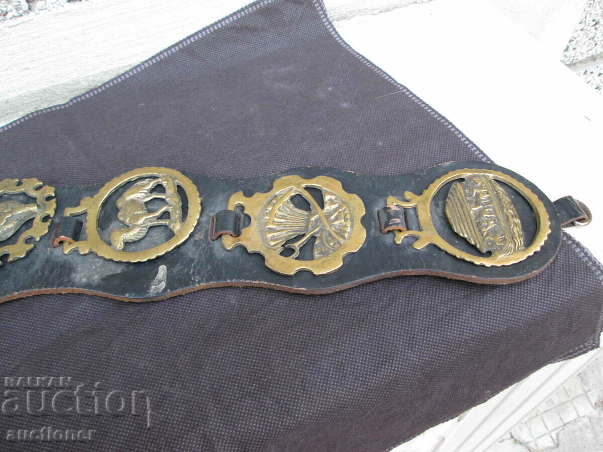 Auction VINTAGE LEATHER HANGING STRAP FOR HORSE, Auction VINTAGE LEATHER HANGING STRAP FOR HORSE,