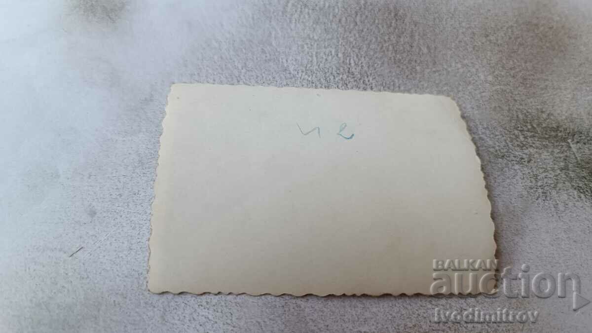 Снимка София Младежи и девойки на манифестация с цена 2.35 лв. | € 1.20 Снимка София Младежи и девойки на манифестация с цена 2.35 лв. | € 1.20