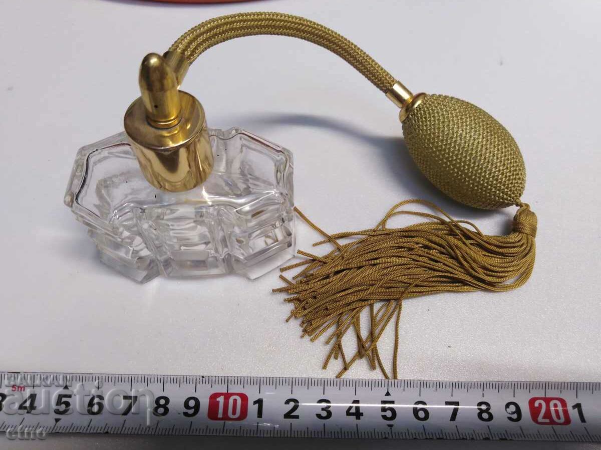 Auction OLD GLASS BOTTLE OF PERFUME Auction OLD GLASS BOTTLE OF PERFUME