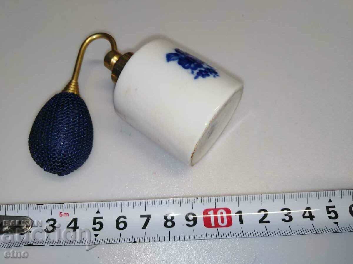 Delivery of OLD GERMAN BAVARIA GLASS BOTTLE Delivery of OLD GERMAN BAVARIA GLASS BOTTLE