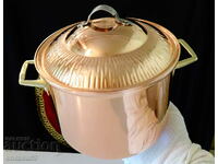 Massive copper pot 1 kg.