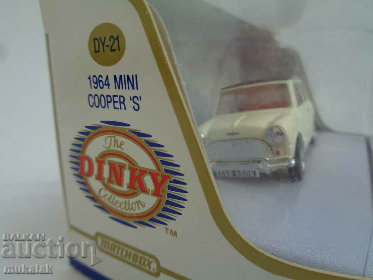 Auction 1:43 DINKY MATCHBOX MINI COOPER 1964 MODEL CAR Auction 1:43 DINKY MATCHBOX MINI COOPER 1964 MODEL CAR