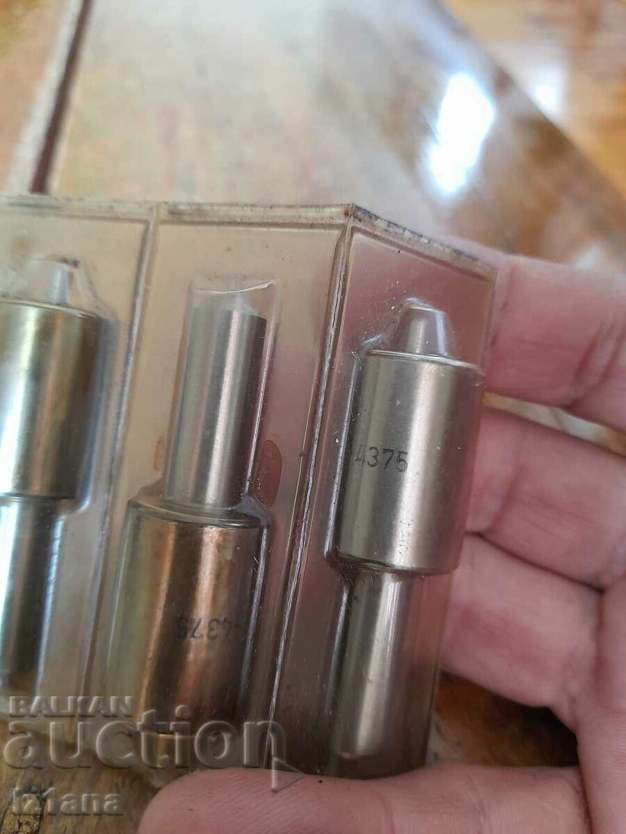 Delivery of Old Motorpal nozzle sprayers Delivery of Old Motorpal nozzle sprayers