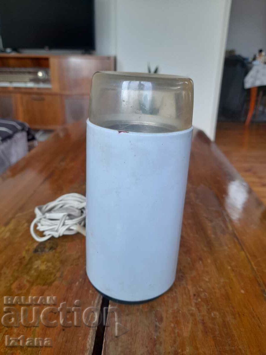 Licitație Rasnita de cafea veche, rasnita, rasnita de cafea Straume Licitație Rasnita de cafea veche, rasnita, rasnita de cafea Straume