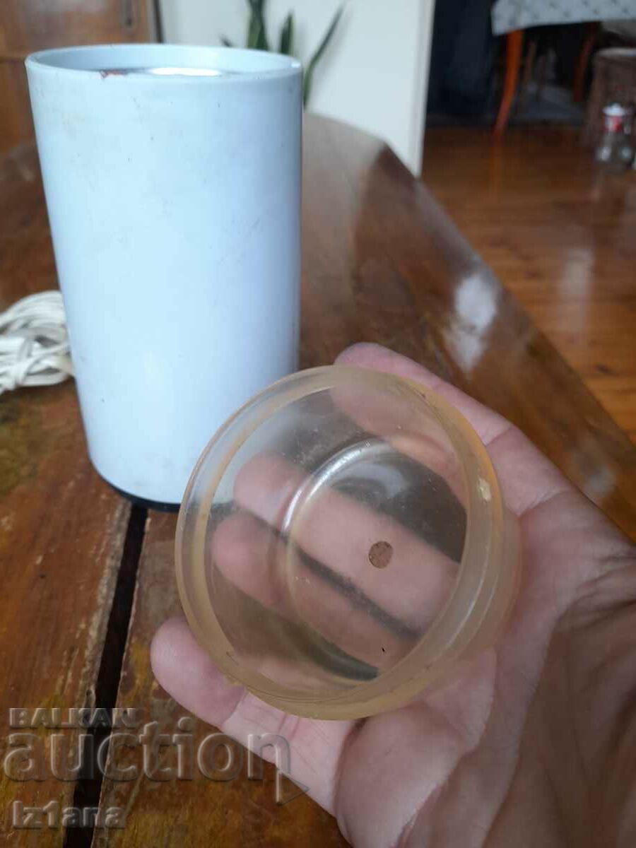 Livrarea Rasnita de cafea veche, rasnita, rasnita de cafea Straume Livrarea Rasnita de cafea veche, rasnita, rasnita de cafea Straume