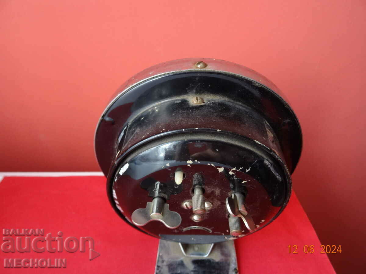 COLLECTIBLE CHINESE ALARM CLOCK 2D FISH 6 - 6 COLLECTIBLE CHINESE ALARM CLOCK 2D FISH 6 - 6