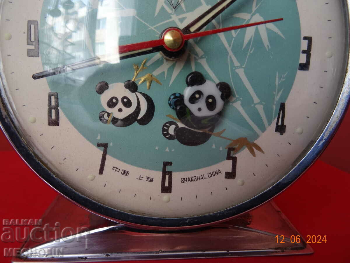 Auction  COLLECTIBLE CHINESE ALARM CLOCK 2 D PANDA 5