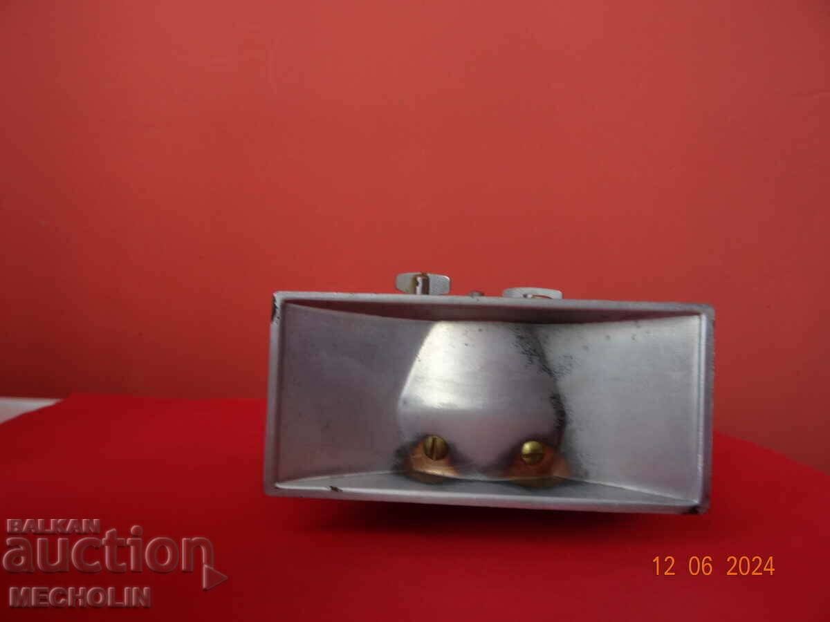 COLLECTIBLE CHINESE ALARM CLOCK 2 D PANDA 7 - 7 COLLECTIBLE CHINESE ALARM CLOCK 2 D PANDA 7 - 7