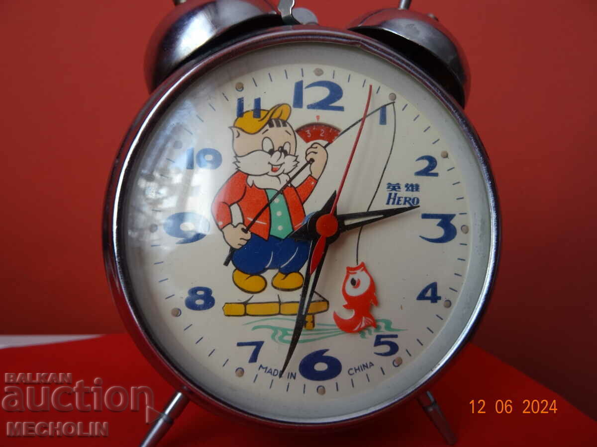 COLLECTIBLE CHINESE ALARM CLOCK 2 D HERO FISHERMAN CAT with price 70.00 BGN | € 35.79