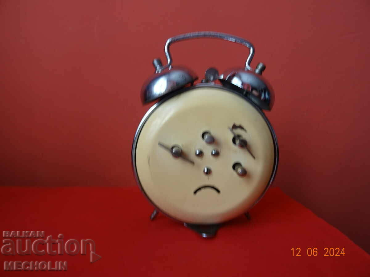 Delivery of COLLECTIBLE CHINESE ALARM CLOCK 2D PUPPY PARACHUTE HERO Delivery of COLLECTIBLE CHINESE ALARM CLOCK 2D PUPPY PARACHUTE HERO