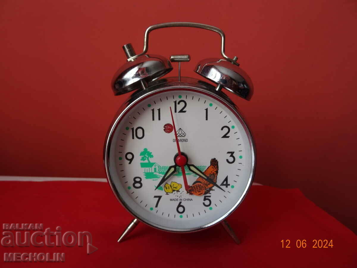 COLLECTIBLE CHINESE ALARM CLOCK 2D HEN 3 with price 30.00 BGN | € 15.34 COLLECTIBLE CHINESE ALARM CLOCK 2D HEN 3 with price 30.00 BGN | € 15.34