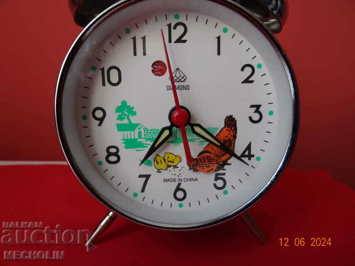 Auction COLLECTIBLE CHINESE ALARM CLOCK 2D HEN 3 Auction COLLECTIBLE CHINESE ALARM CLOCK 2D HEN 3