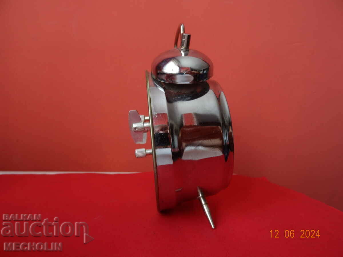 COLLECTIBLE CHINESE ALARM CLOCK 2D HEN 3 - 7 COLLECTIBLE CHINESE ALARM CLOCK 2D HEN 3 - 7