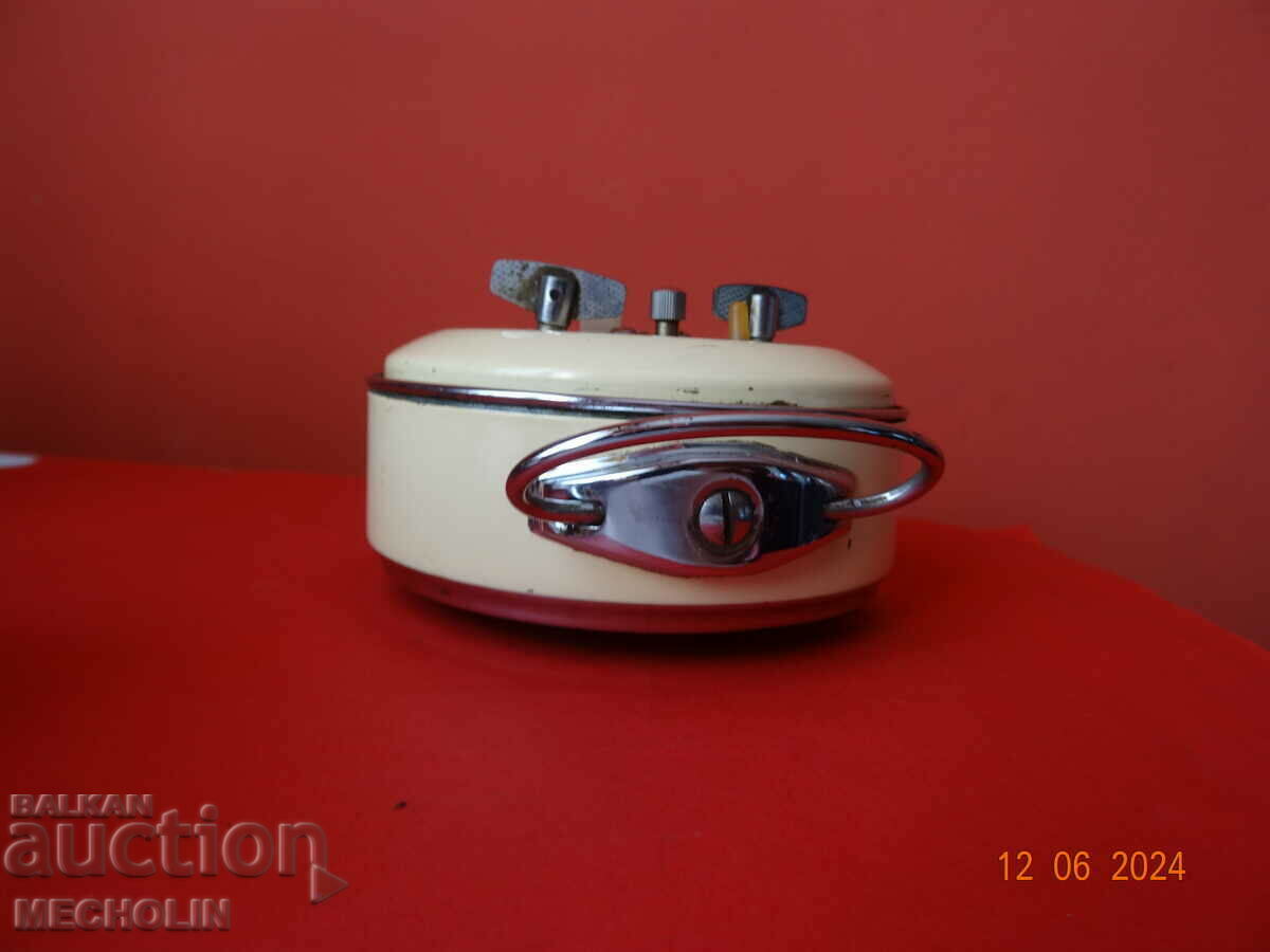 COLLECTIBLE CHINESE ALARM CLOCK 2D SPACE ROCKET 7 - 6 COLLECTIBLE CHINESE ALARM CLOCK 2D SPACE ROCKET 7 - 6