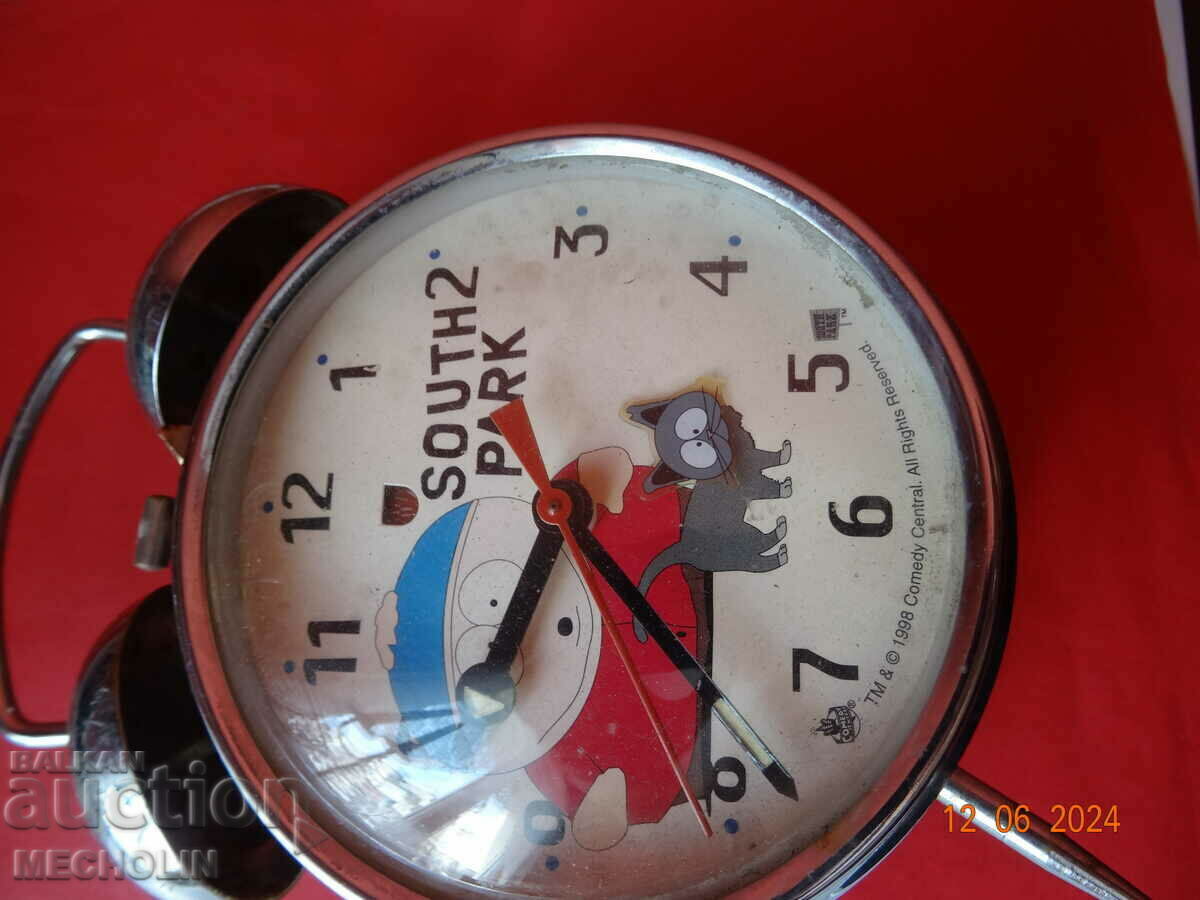COLLECTIBLE CHINESE ALARM CLOCK 2D THE MURDER CAT