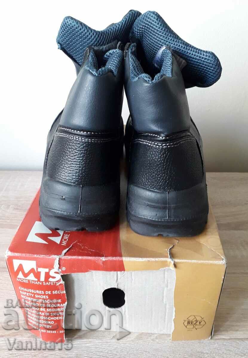 Livrarea Pantofi de lucru de siguranță MTS Cyclone S3 Flex Livrarea Pantofi de lucru de siguranță MTS Cyclone S3 Flex