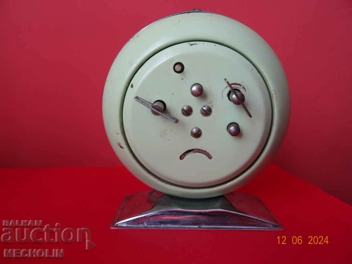 COLLECTIBLE CHINESE ALARM CLOCK 2 D PANDA 5 - 5 COLLECTIBLE CHINESE ALARM CLOCK 2 D PANDA 5 - 5