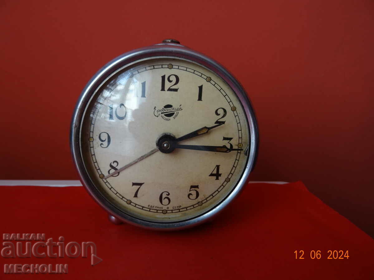 COLLECTIBLE RUSSIAN ALARM CLOCK YEREVAN 1957 - 5