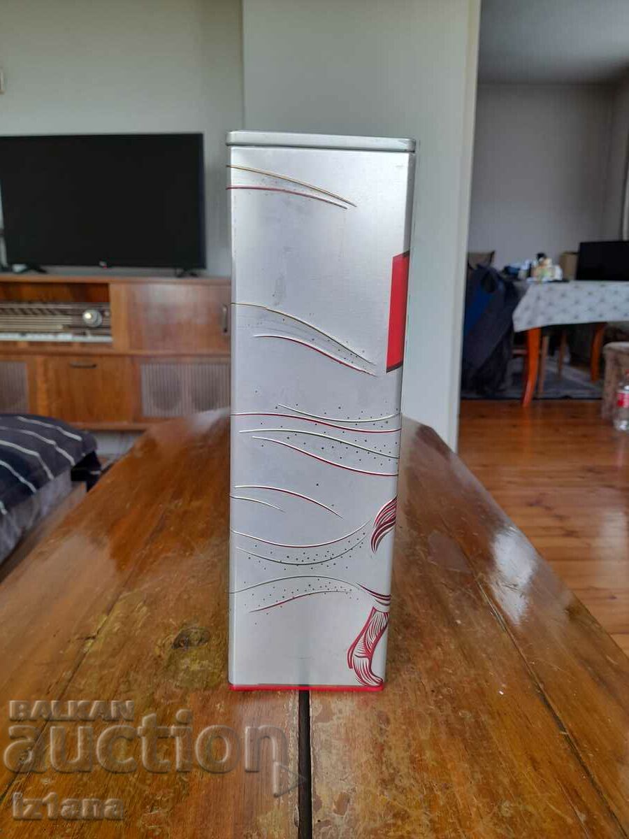 An old Johnnie Walker can with price 37.00 BGN | € 18.92 An old Johnnie Walker can with price 37.00 BGN | € 18.92