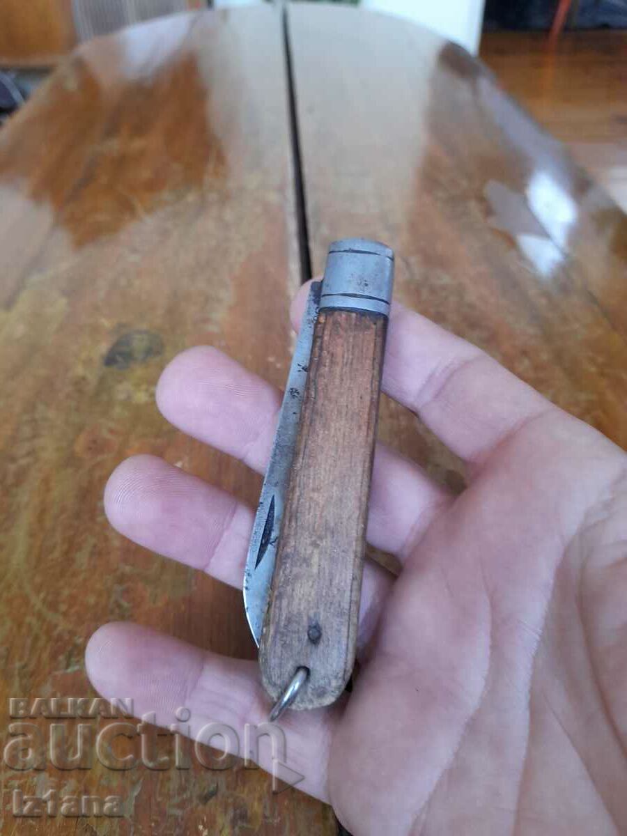 Old pocket knife, blade, blade with price 37.00 BGN | € 18.92 Old pocket knife, blade, blade with price 37.00 BGN | € 18.92