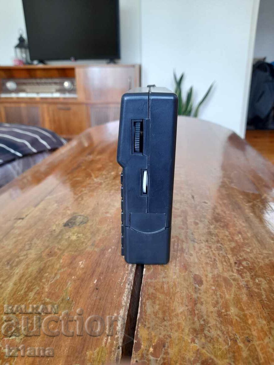 Auction  Old radio, Yunost 105 radio receiver