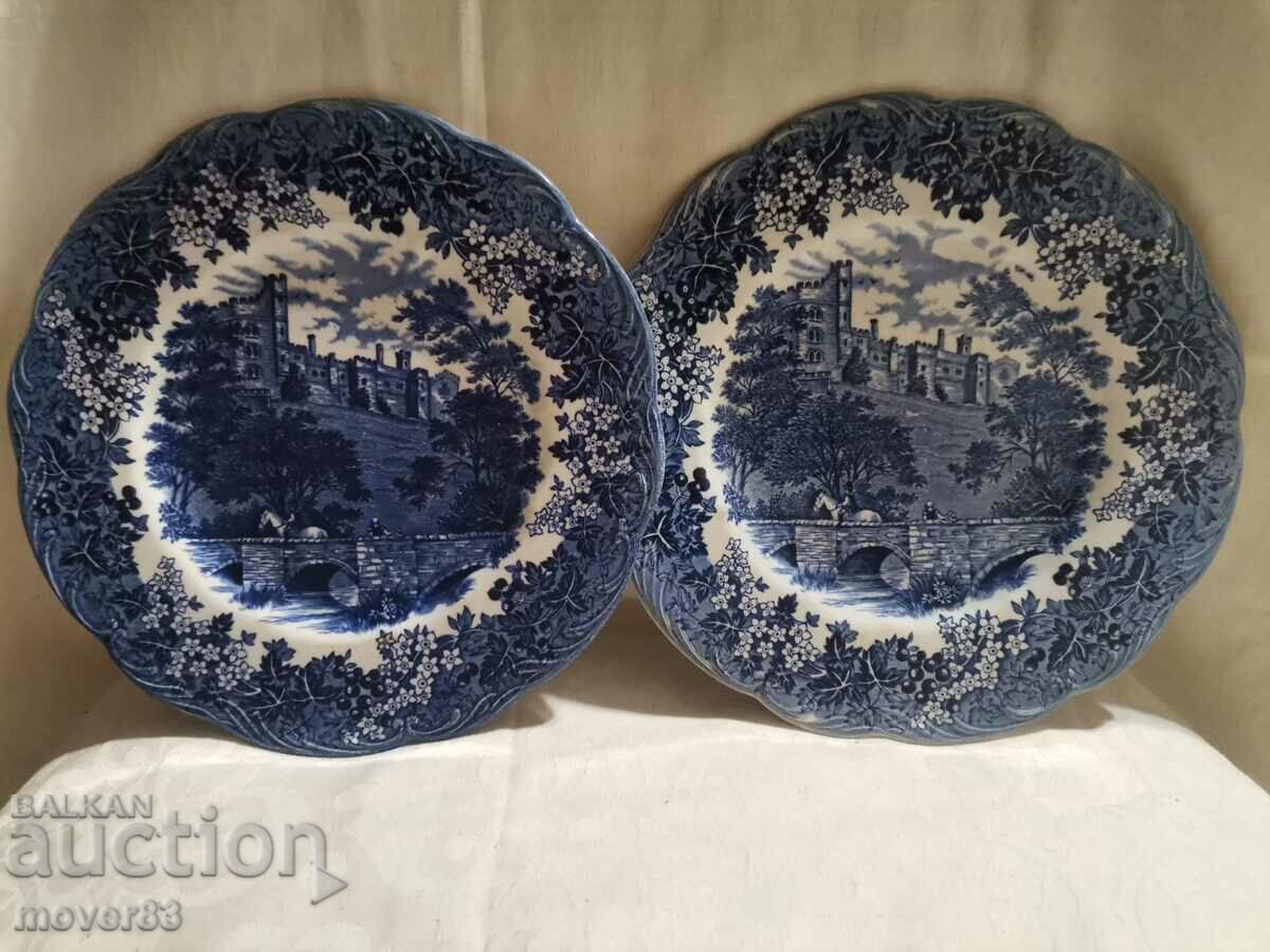 Porcelain plates. "Romantic England" Set