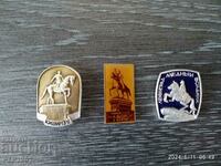 badges-monuments*horses
