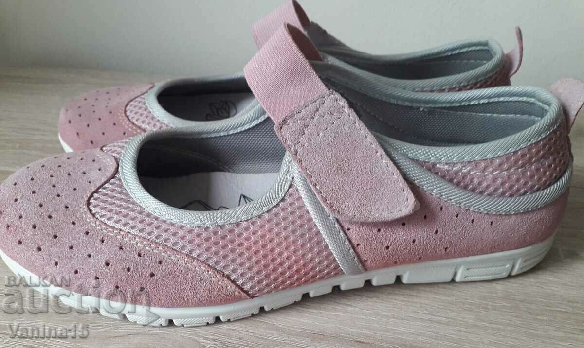 Avenue American shoes, 38 - 5 Avenue American shoes, 38 - 5