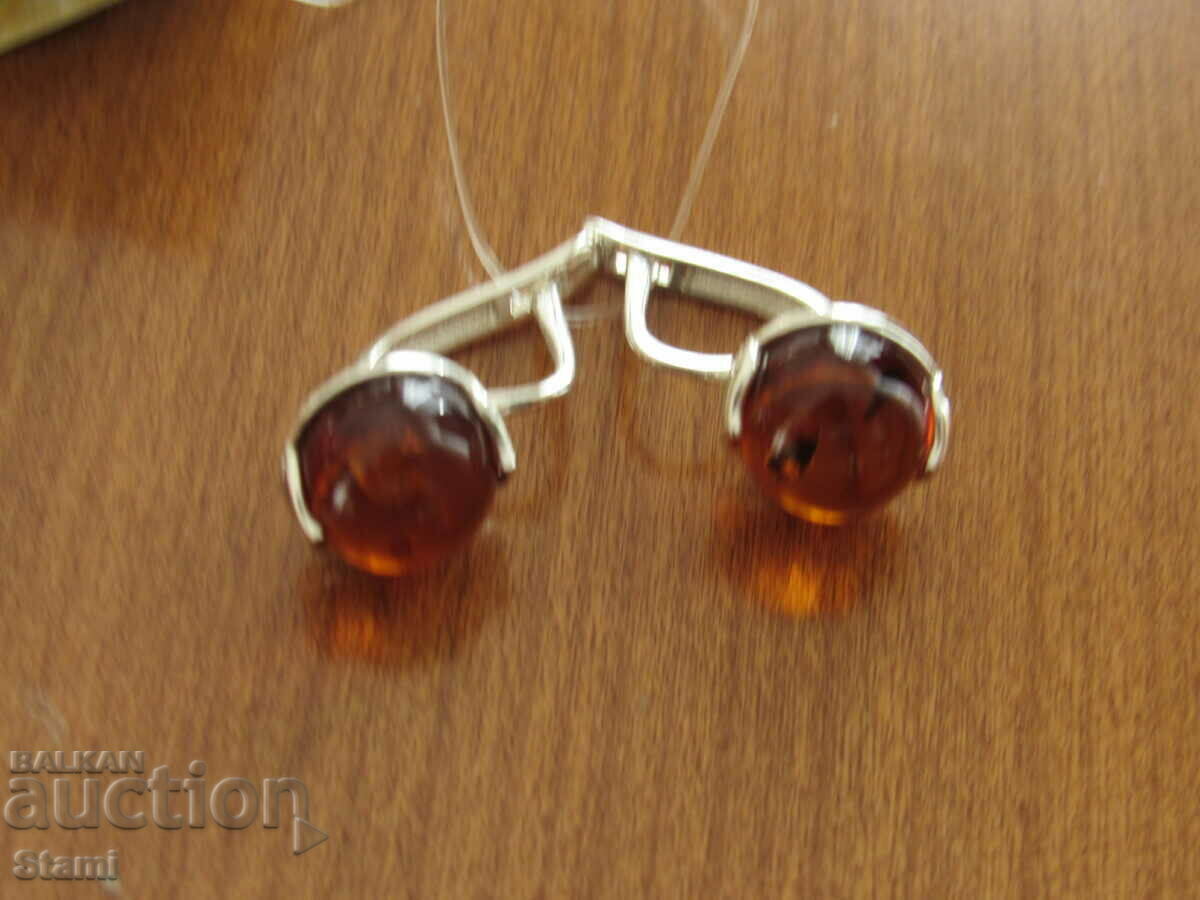 Auction Premium Baltic amber earrings Auction Premium Baltic amber earrings