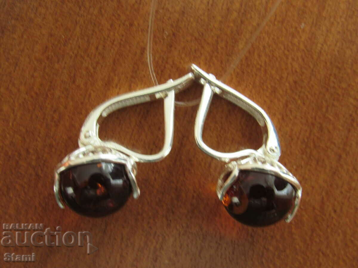 Delivery of Premium Baltic amber earrings Delivery of Premium Baltic amber earrings