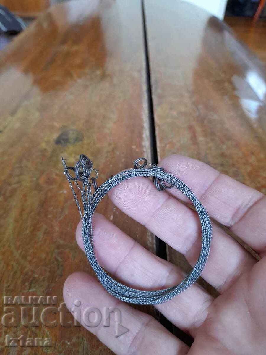 Παλιό μεταλλικό λουρί, λουριά ψαρέματος με τιμή 27.00 BGN | € 13.80