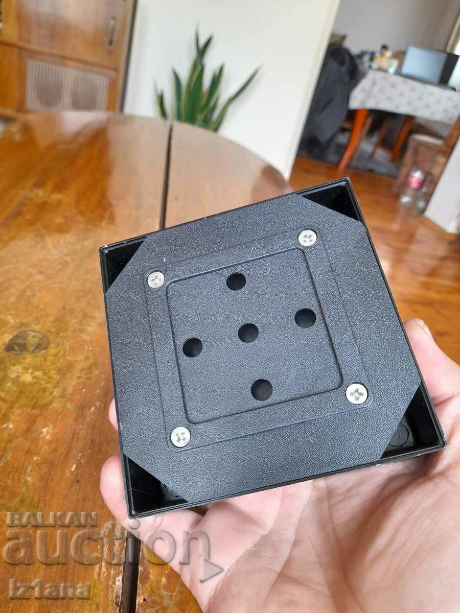 scrumieră veche Marlboro - 5