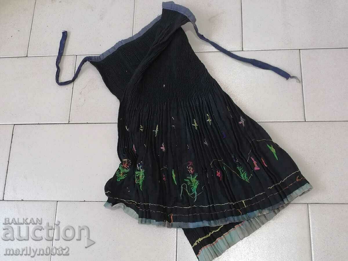 Auction Old squealing costume with bruchnik embroidery Auction Old squealing costume with bruchnik embroidery