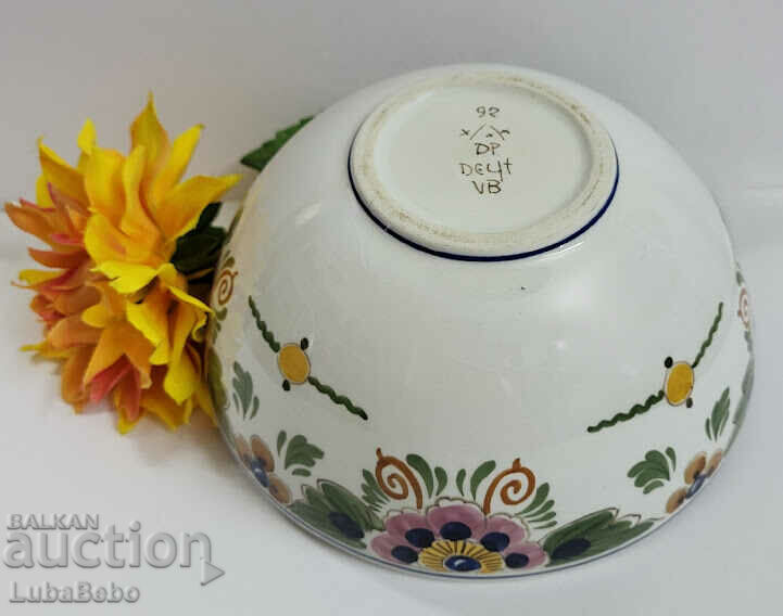 Hand painted Delft porcelain bowl. - 5 Hand painted Delft porcelain bowl. - 5