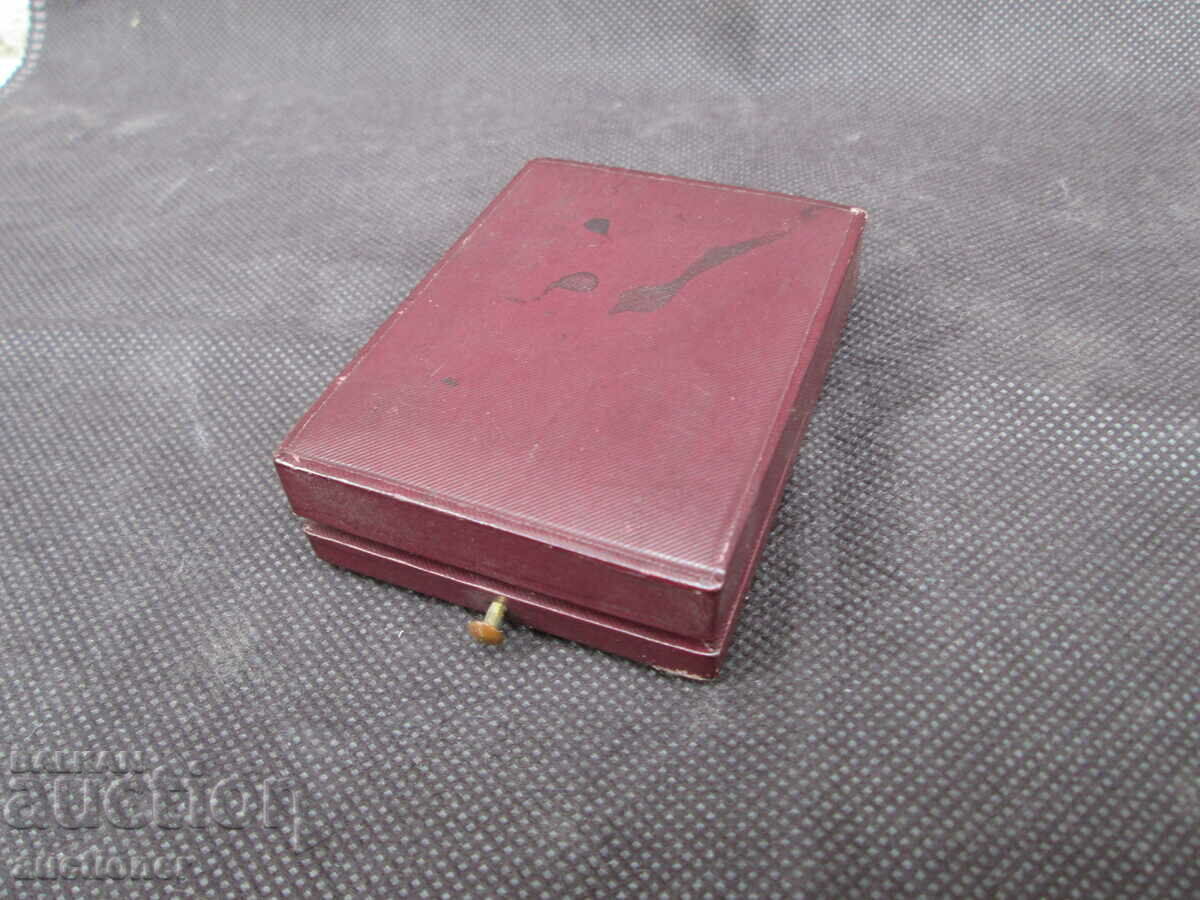 Licitație SEMNUL B.C.K. CRUCEA ROSIE REGATUL BULGARIA Licitație SEMNUL B.C.K. CRUCEA ROSIE REGATUL BULGARIA