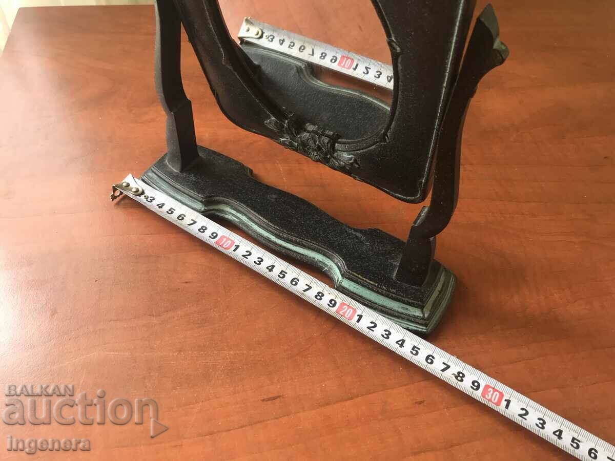 Auction MOVABLE MIRROR ANTIQUE Auction MOVABLE MIRROR ANTIQUE