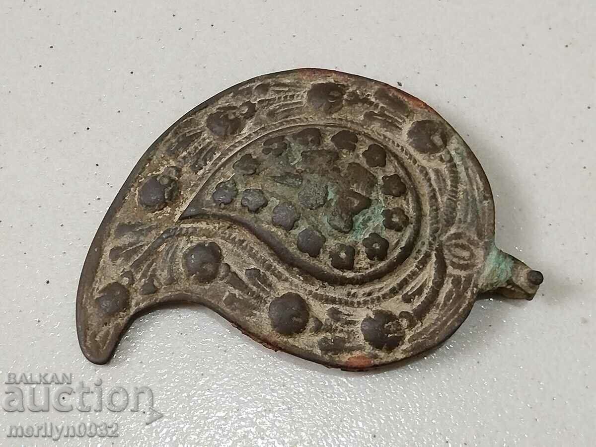 Auction  Revival pafta pafti, half, single