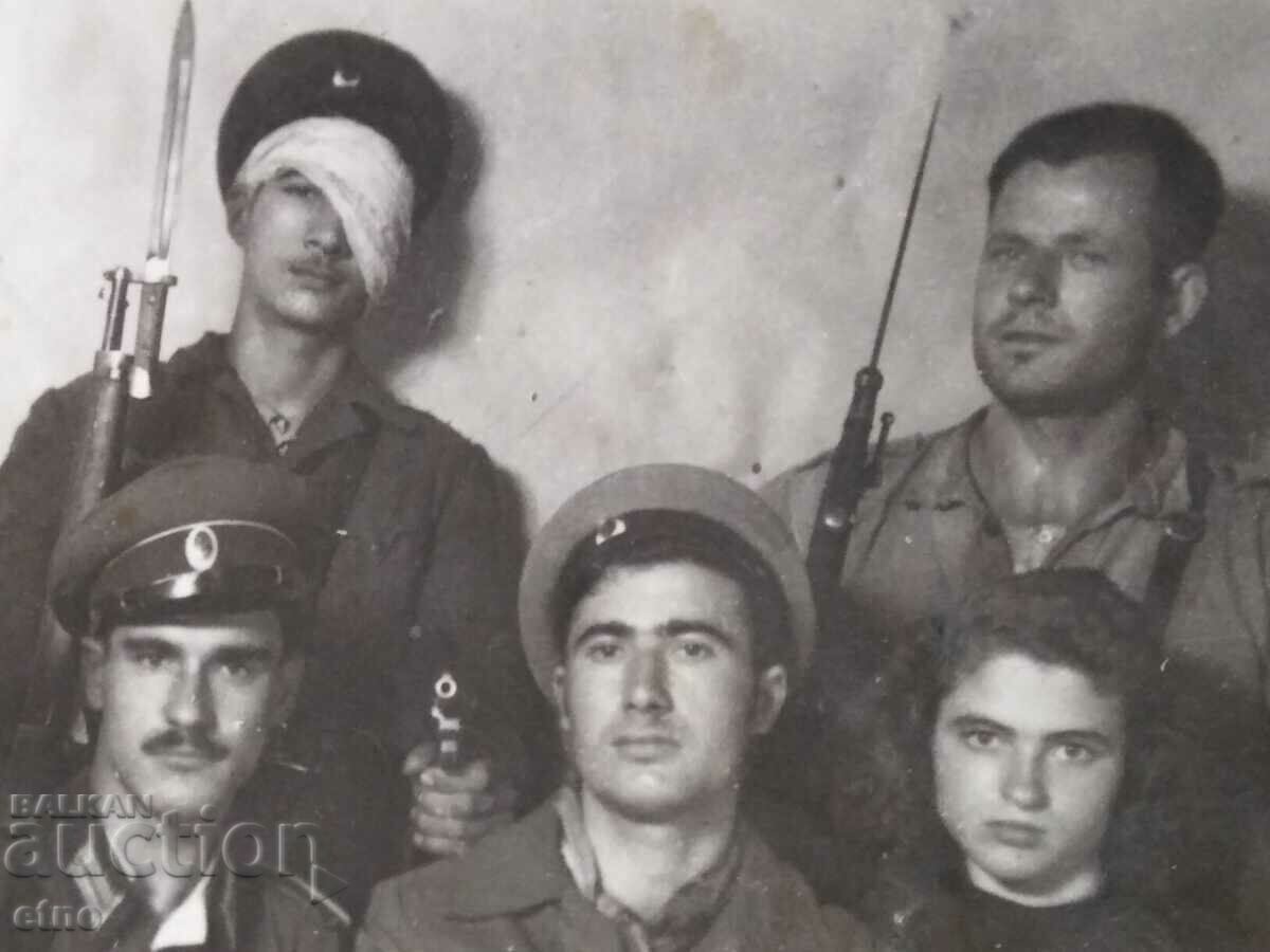 Auction ROYAL PHOTO, VSV, partisans Auction ROYAL PHOTO, VSV, partisans