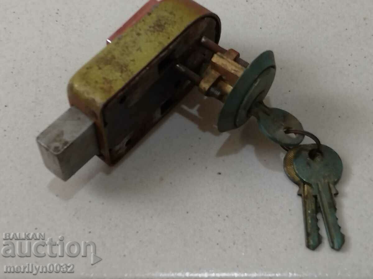 Auction  Old lock, lock, latch