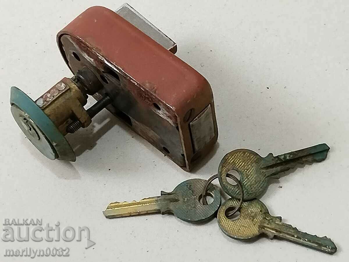 Old lock, lock, latch