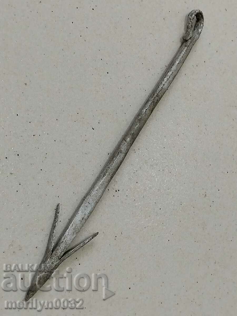 Antique forged hook for hunting foxes changel with price 67.00 BGN | € 34.26 Antique forged hook for hunting foxes changel with price 67.00 BGN | € 34.26