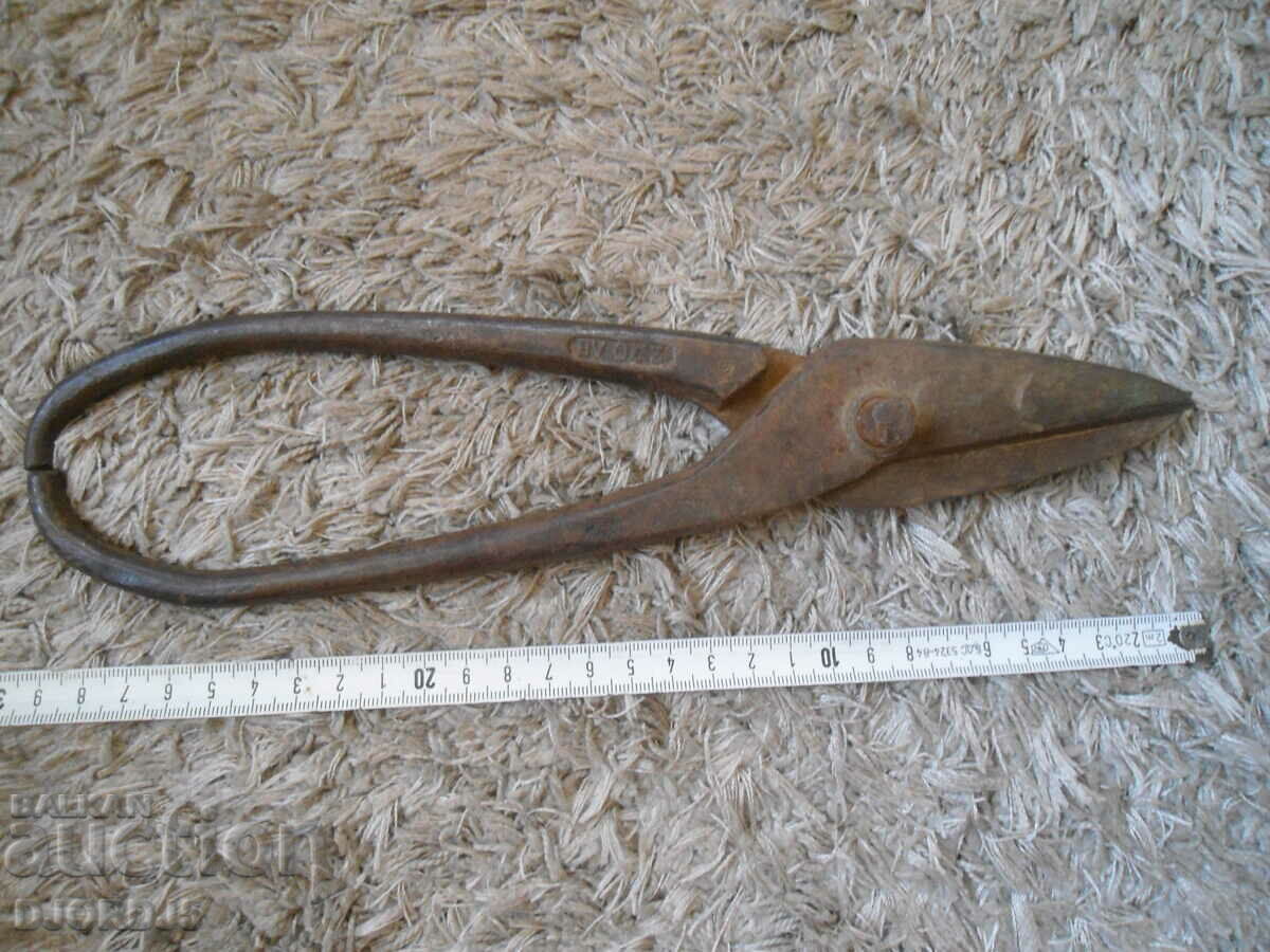 Delivery of Old sheet metal shears